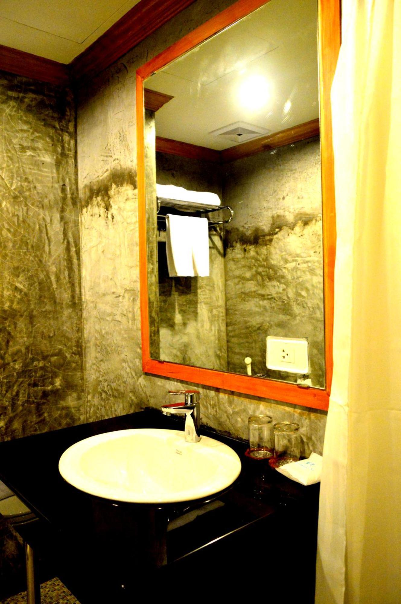Chaphone Guesthouse Phuket Eksteriør bilde