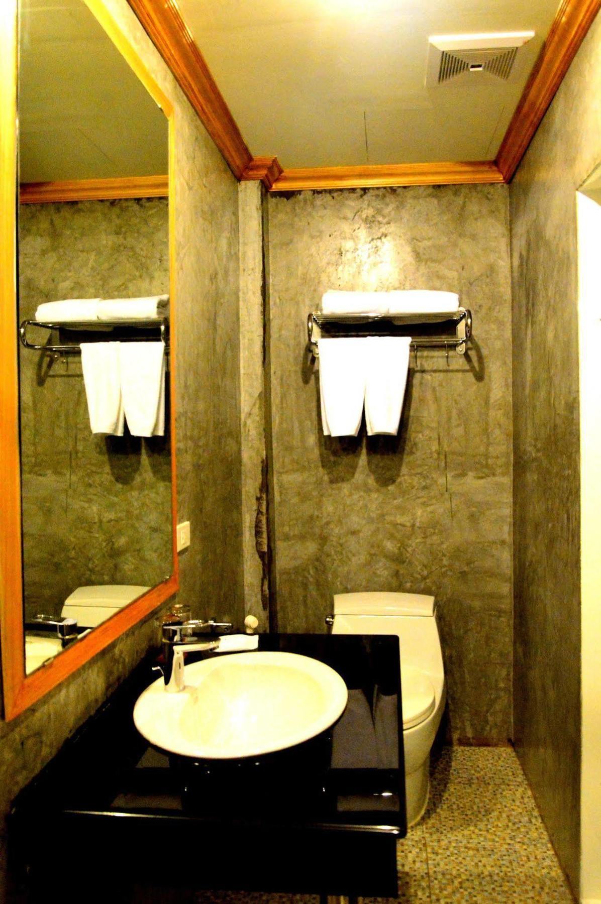 Chaphone Guesthouse Phuket Eksteriør bilde