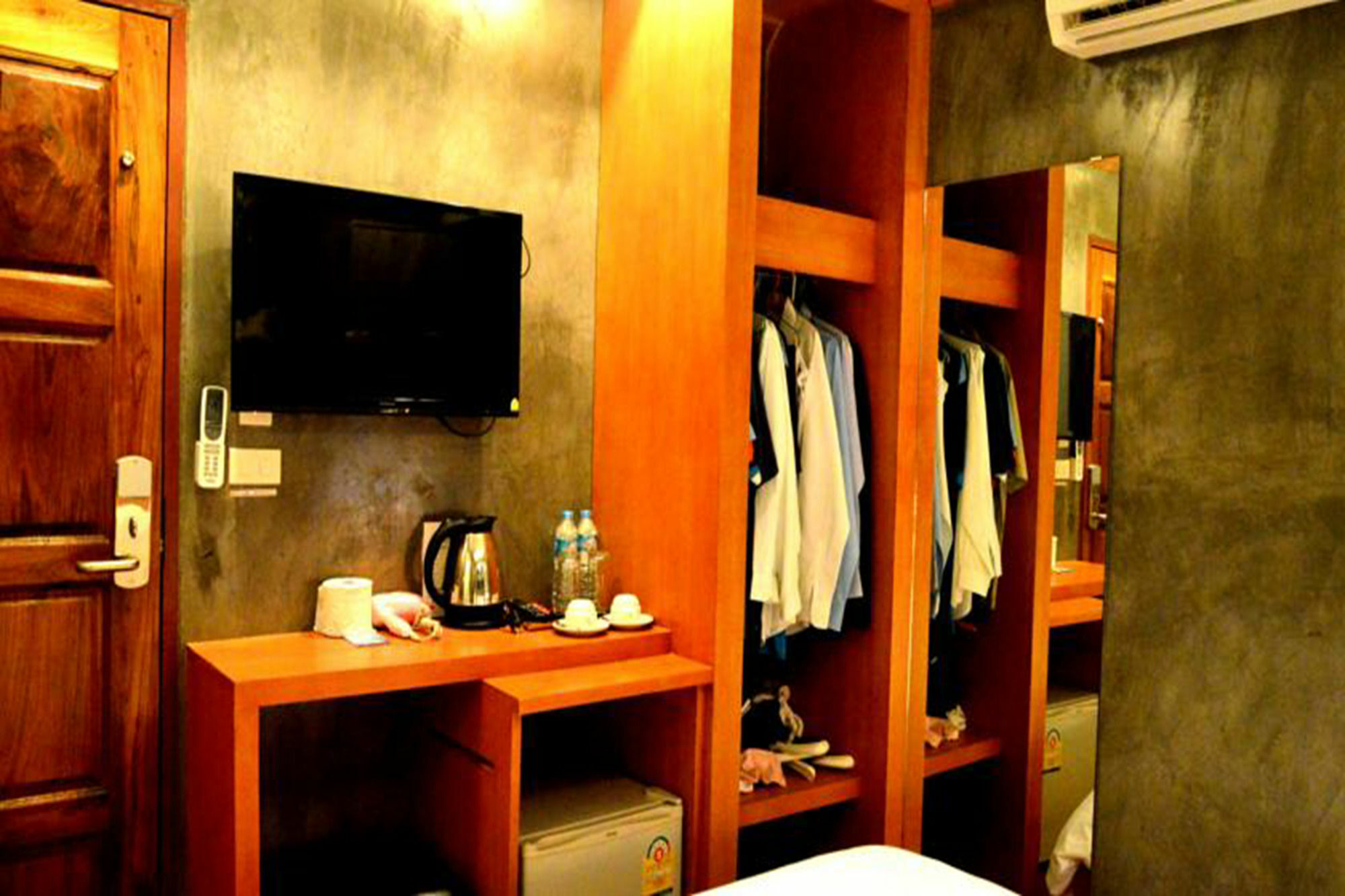 Chaphone Guesthouse Phuket Eksteriør bilde